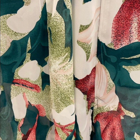 Dress - Picture 8 of 8